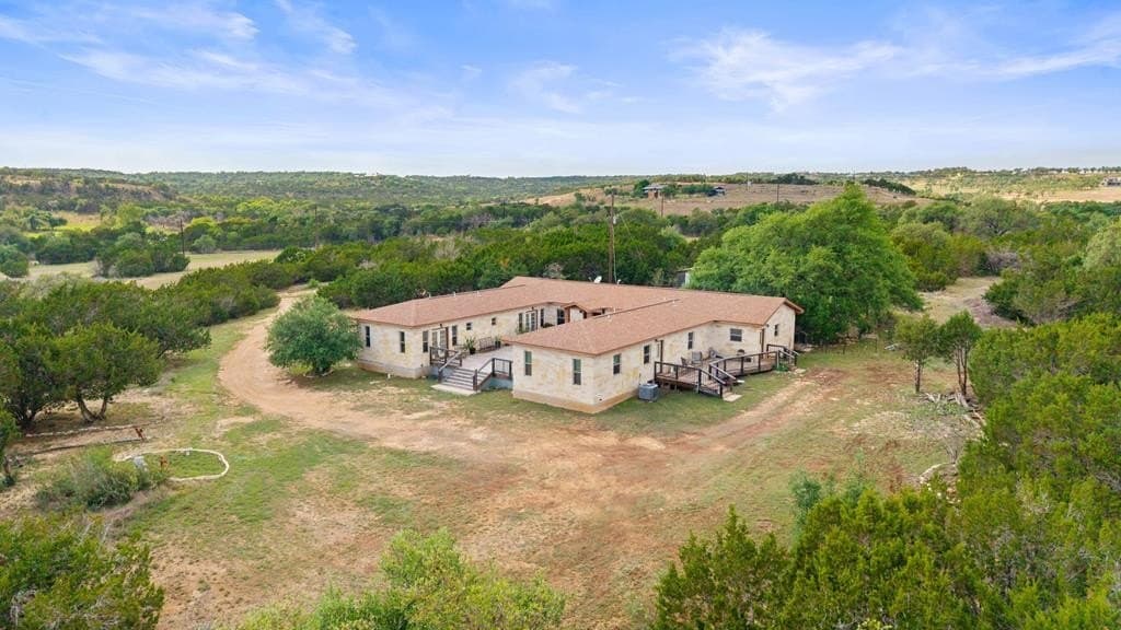 18.96 acres in Hays County