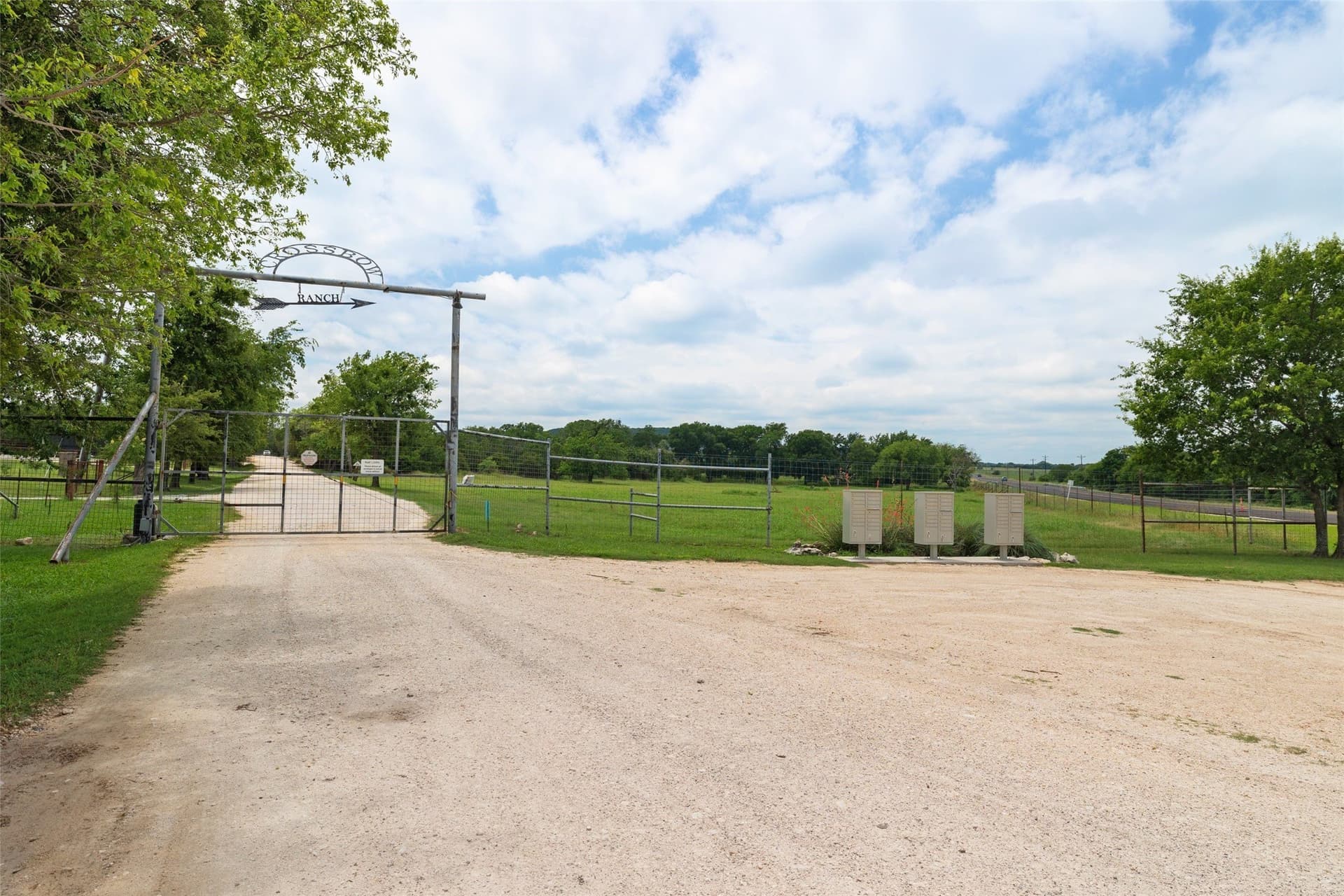 10 acres in Bosque County gallery image 2