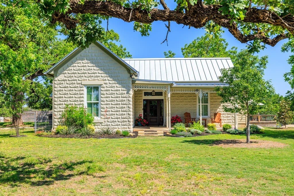 20.3 acres in Gillespie County gallery image 3