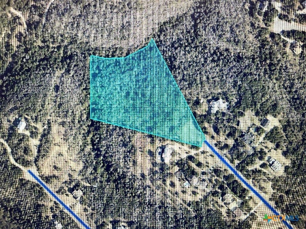 7.68 acres in Comal County - photo 7