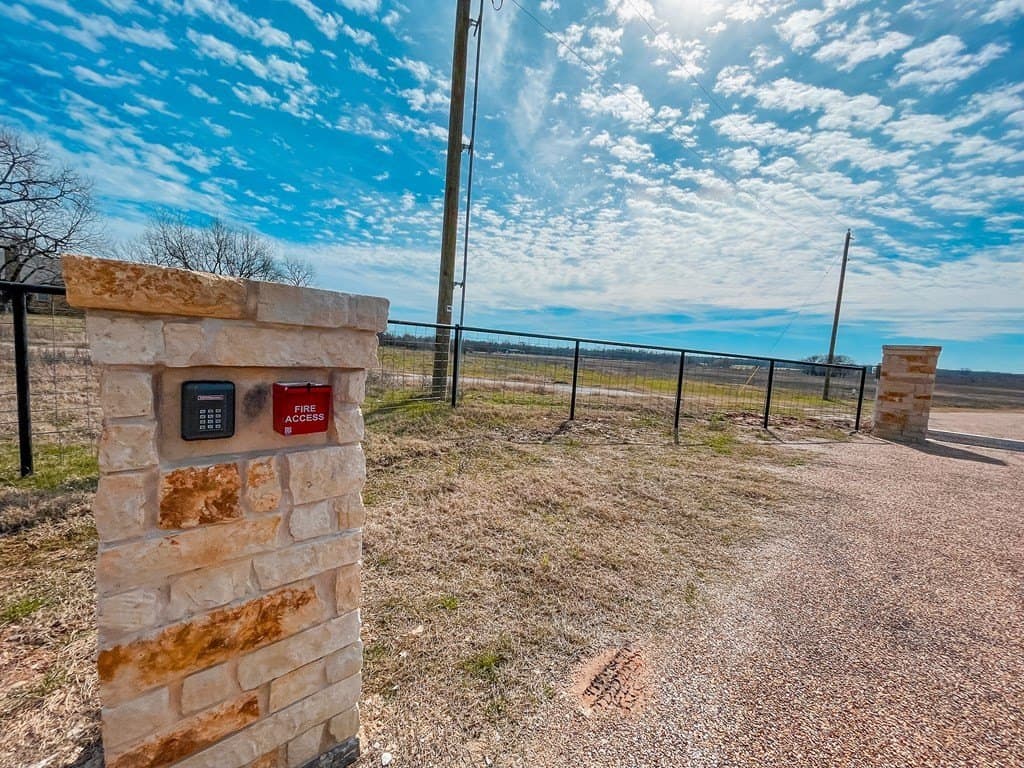 12.27 acres in ANDERSON County - photo 13