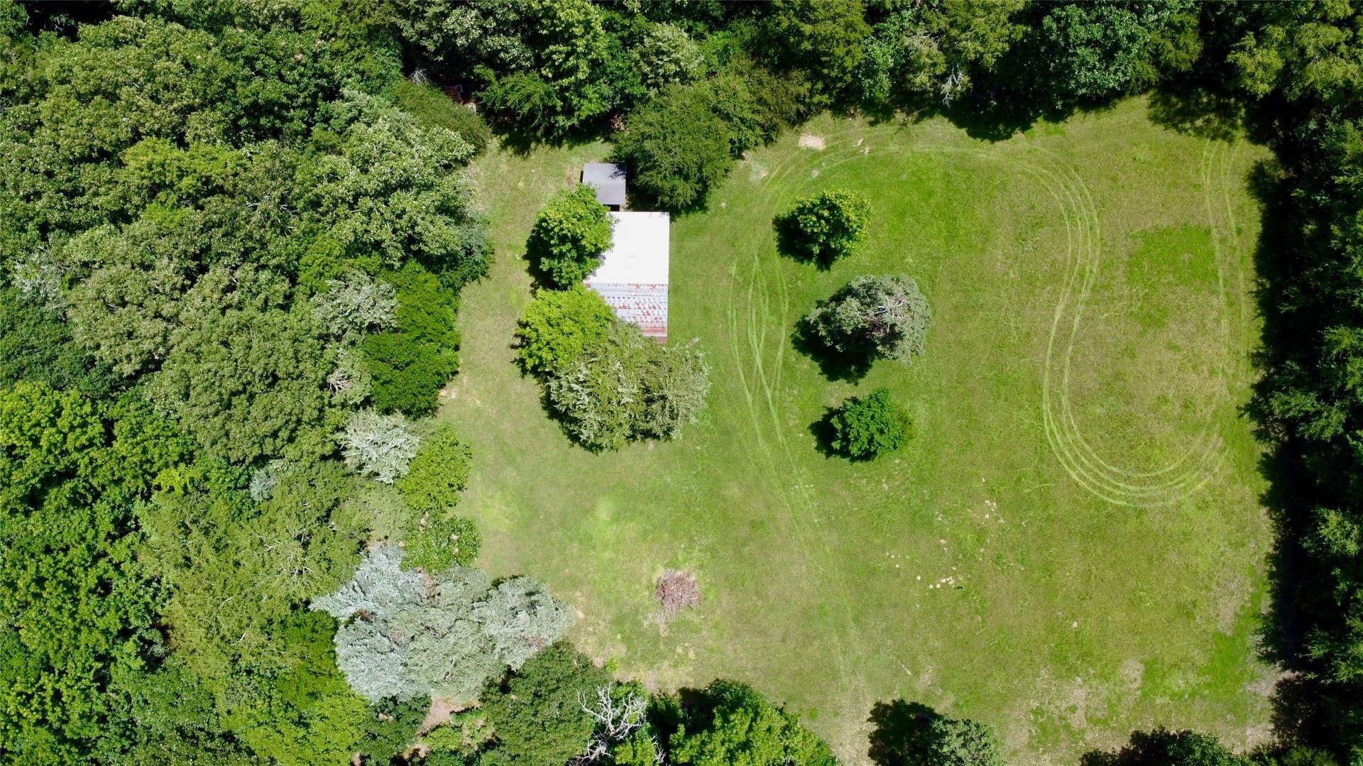 16.57 acres in Lamar County