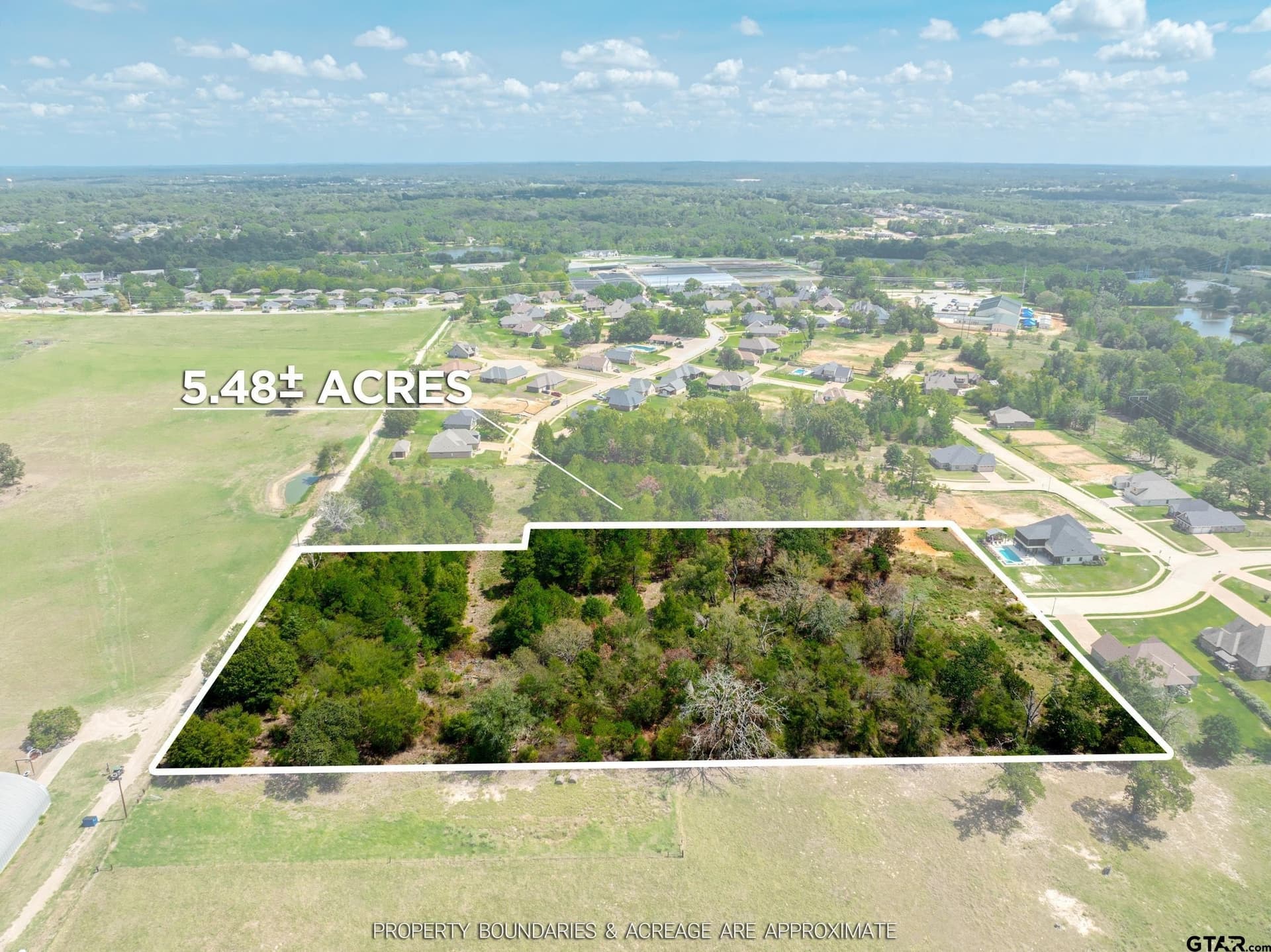 5.49 acres in Smith County