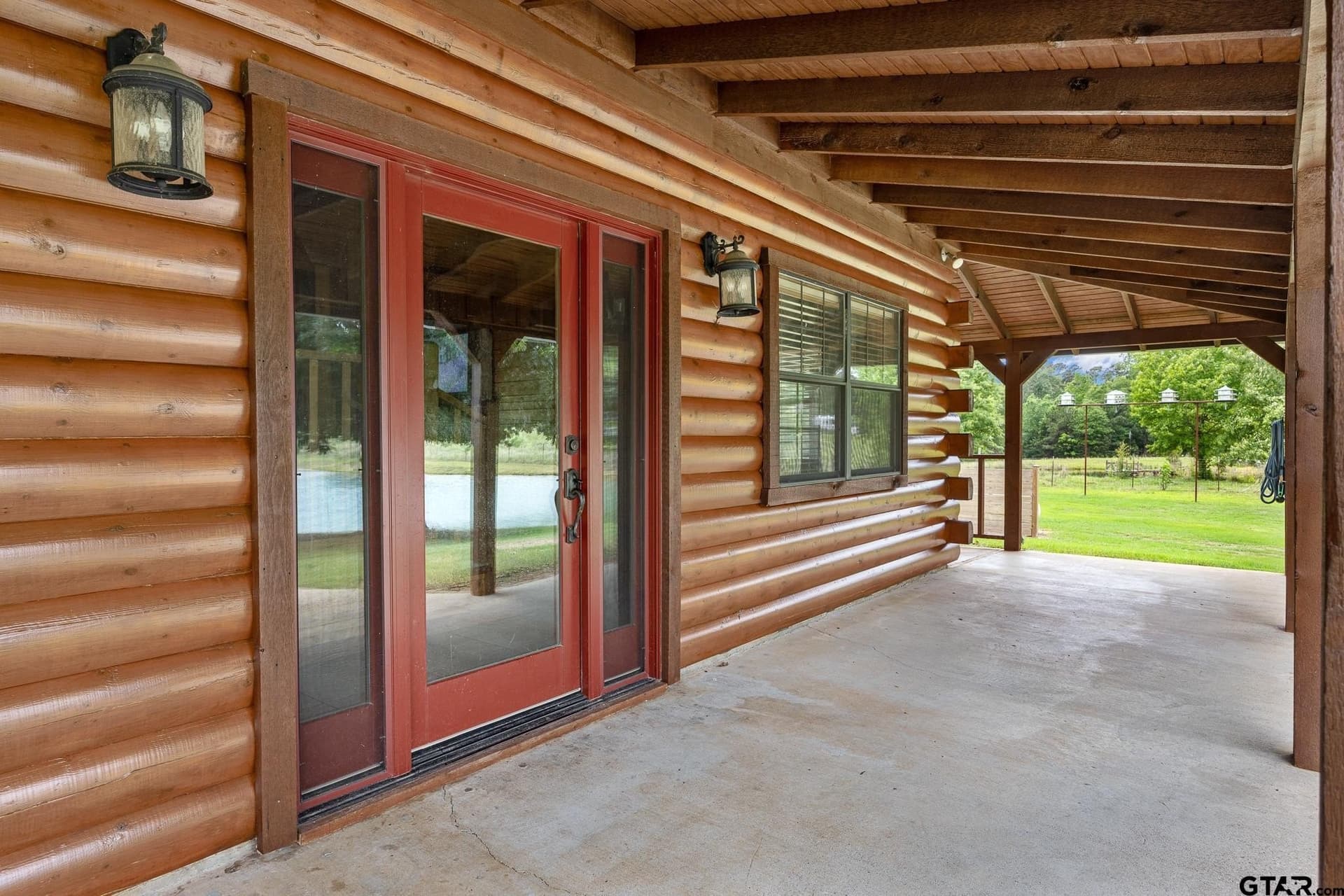 10 acres in Smith County gallery image 4