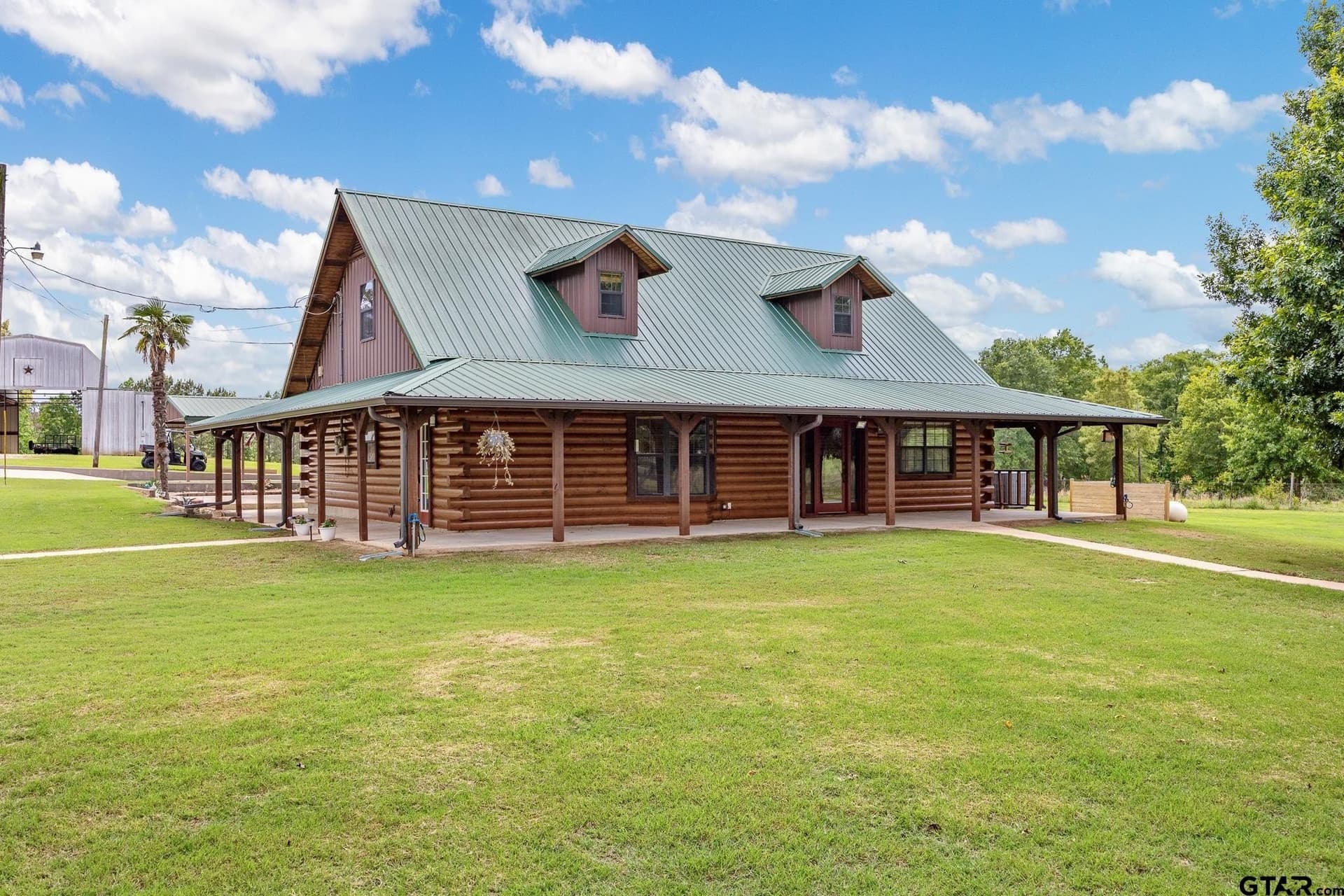 10 acres in Smith County gallery image 3