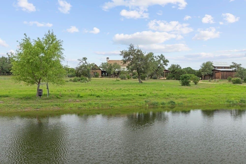 12.55 acres in Gillespie County - photo 2