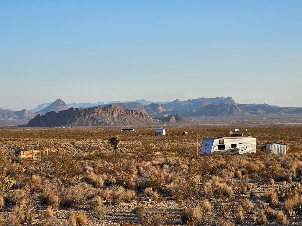 5 acres in Brewster County