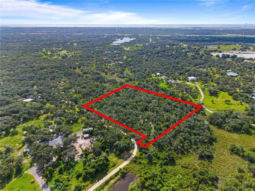 5 acres in Aransas County