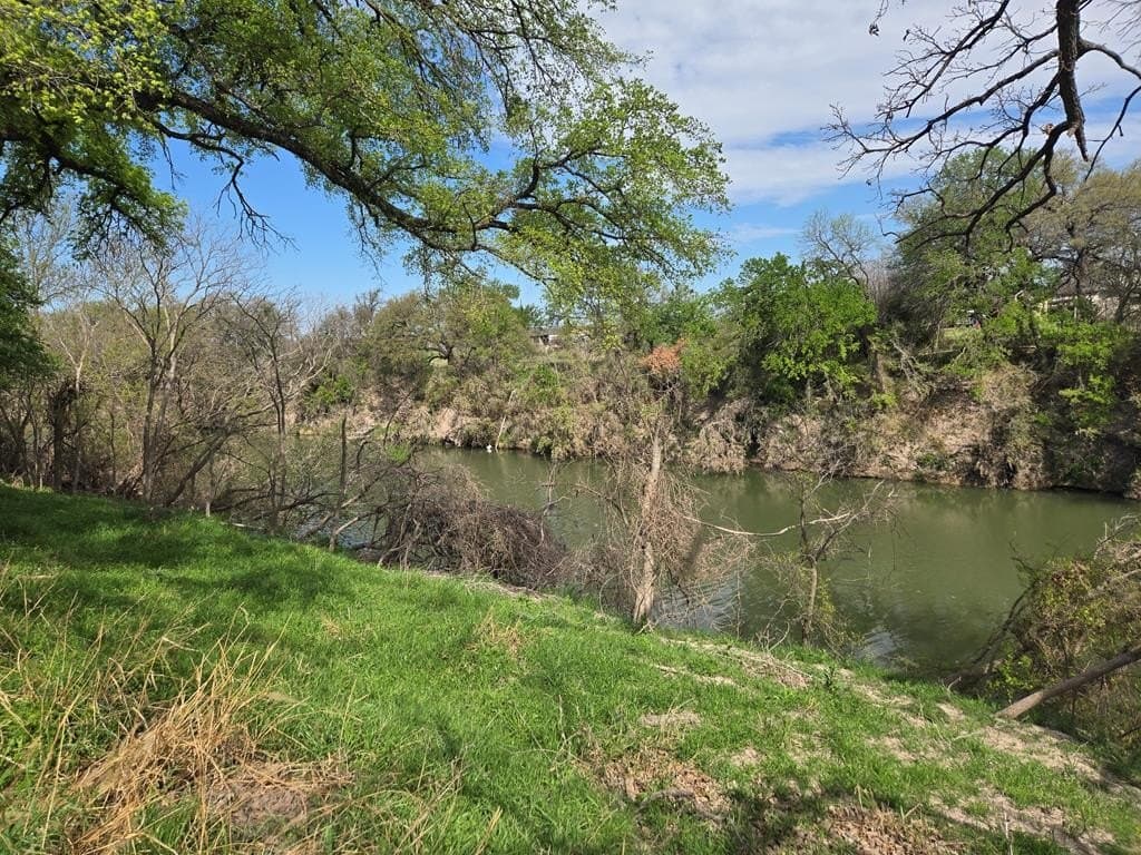 30.28 acres in Menard County