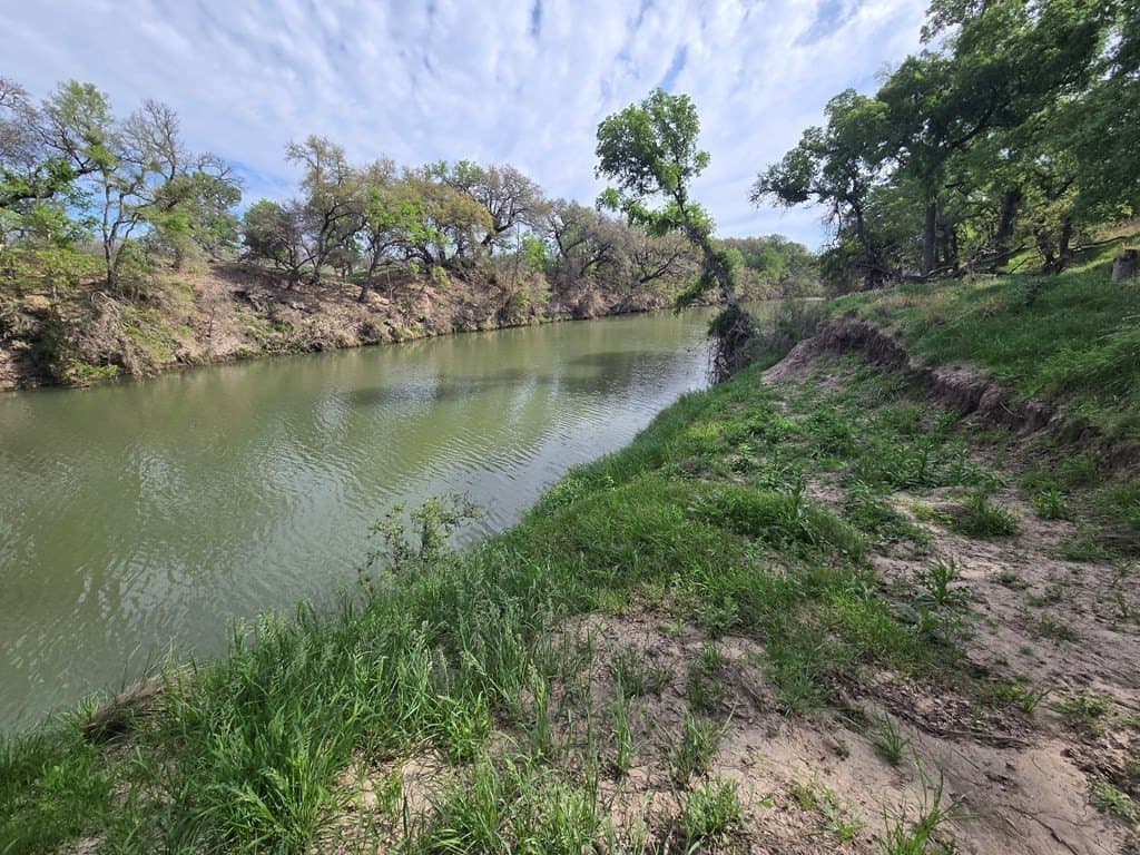 30.28 acres in Menard County - photo 13