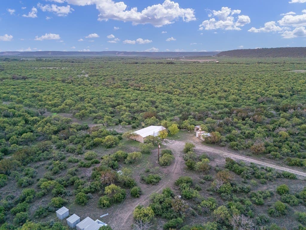 440 acres in Kimble County - photo 8