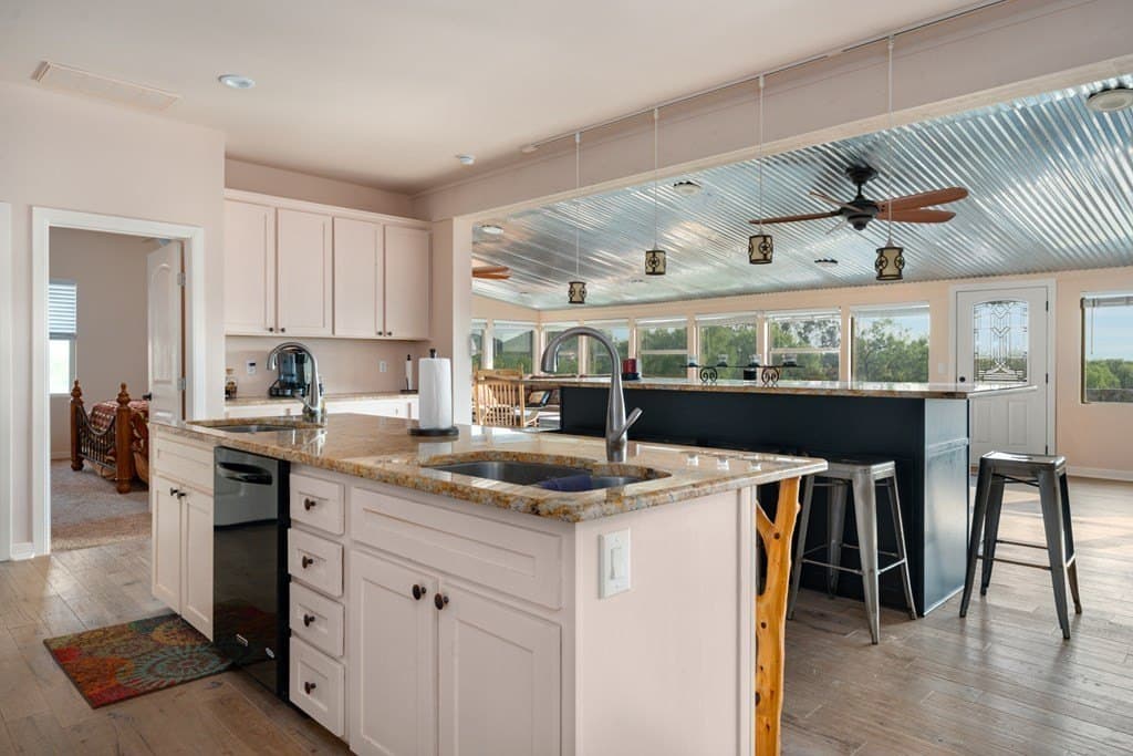 440 acres in Kimble County - photo 33