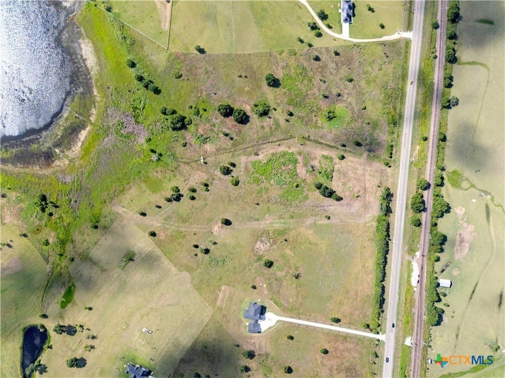 10.01 acres in McLennan County - photo 18