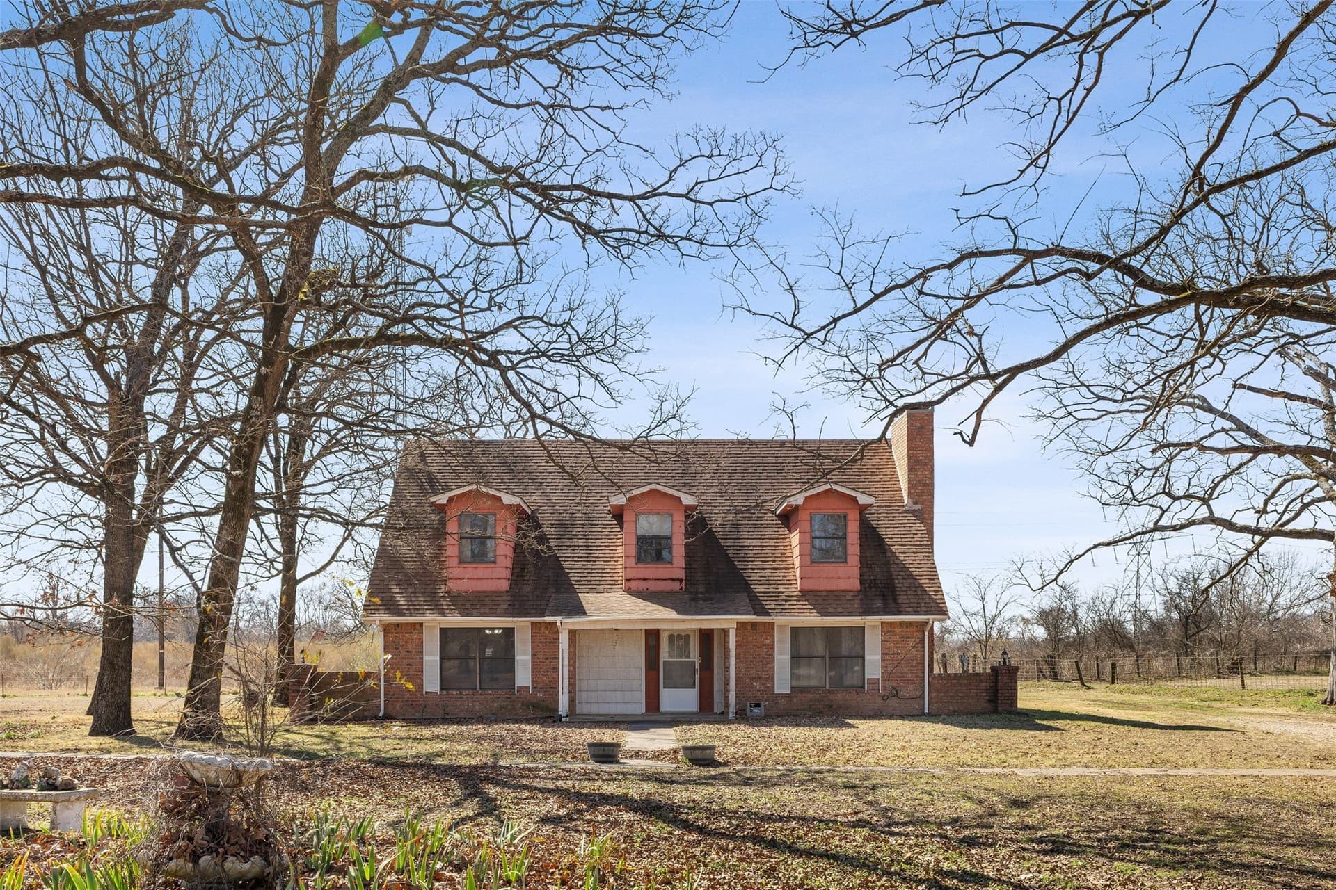 10 acres in Hopkins County