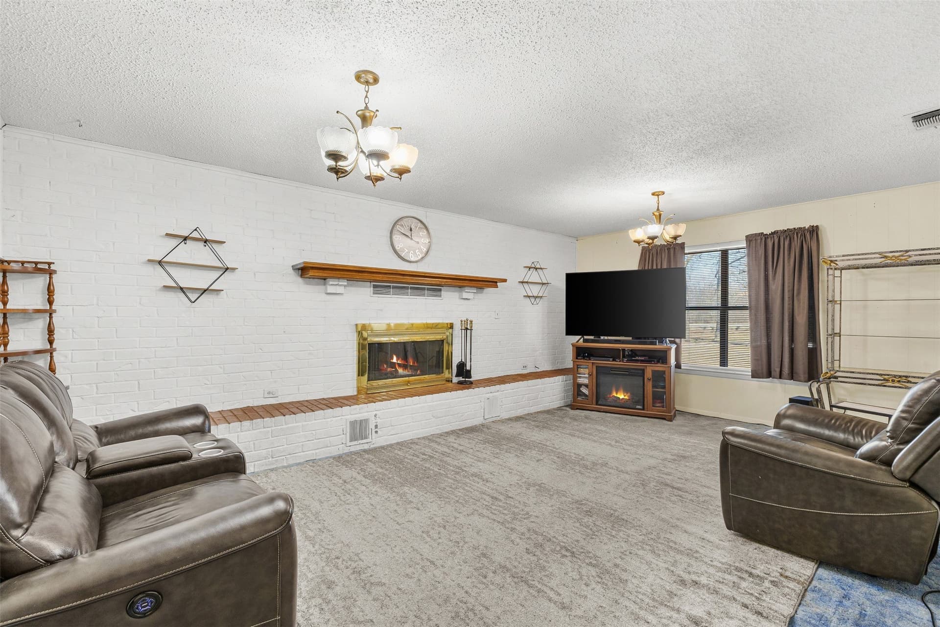 10 acres in Hopkins County - photo 5