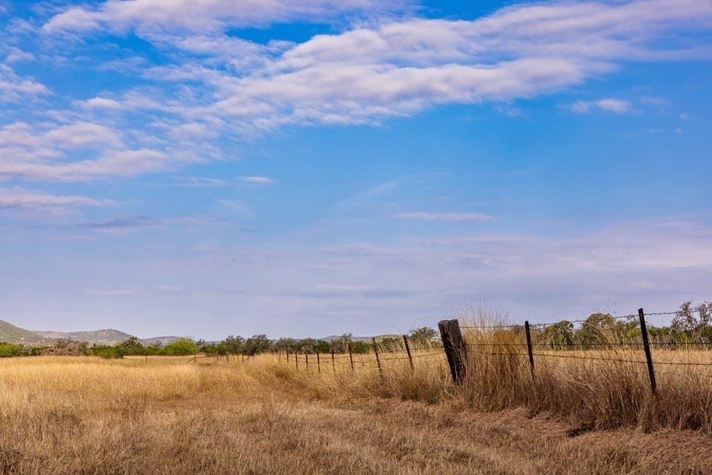 17.65 acres in Bandera County - photo 33