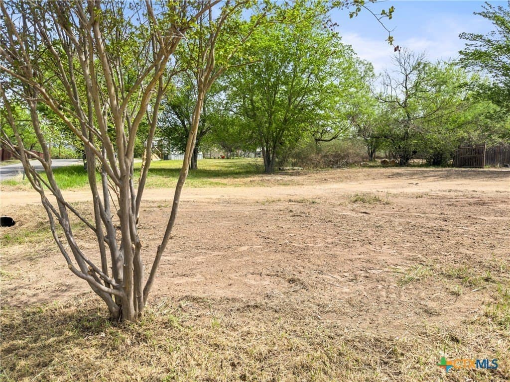 0.23 acres in Burnet County - photo 9