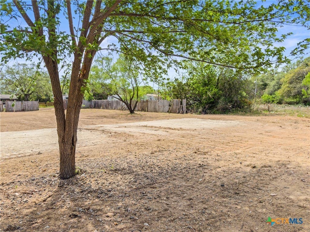 0.23 acres in Burnet County gallery image 4