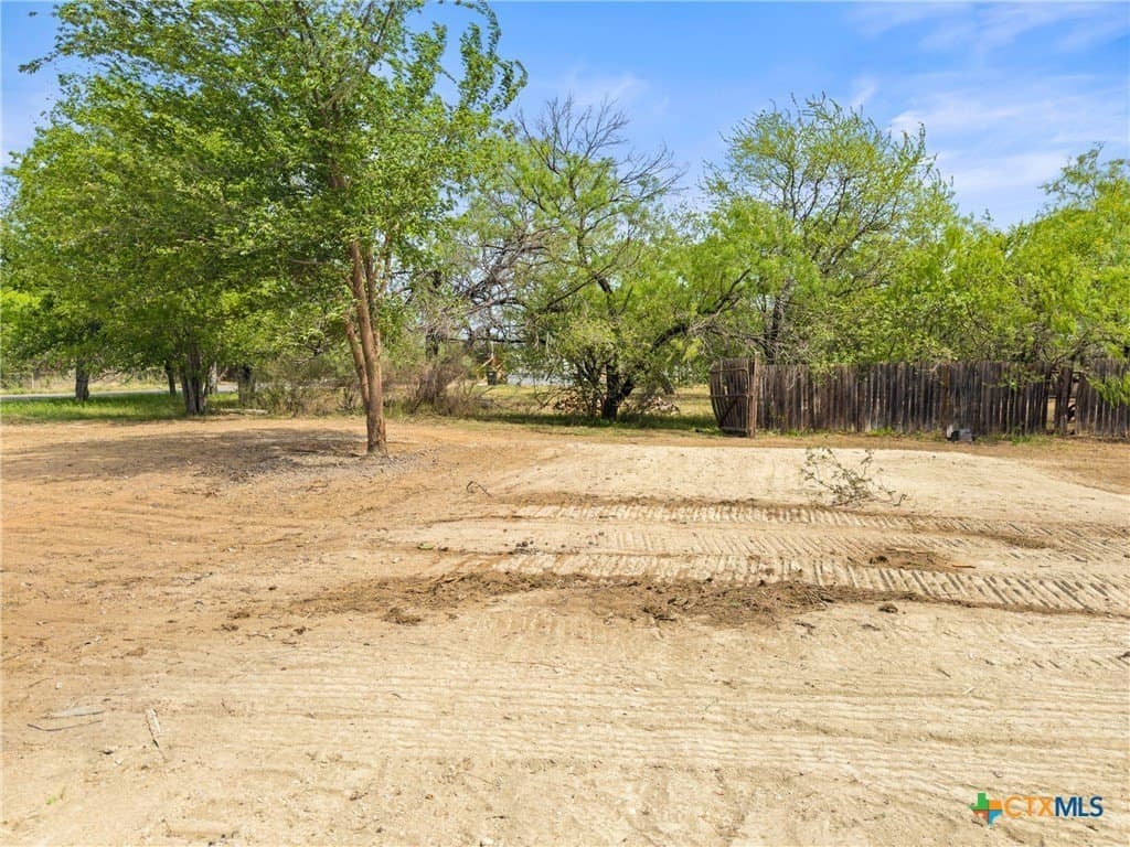 0.23 acres in Burnet County - photo 8
