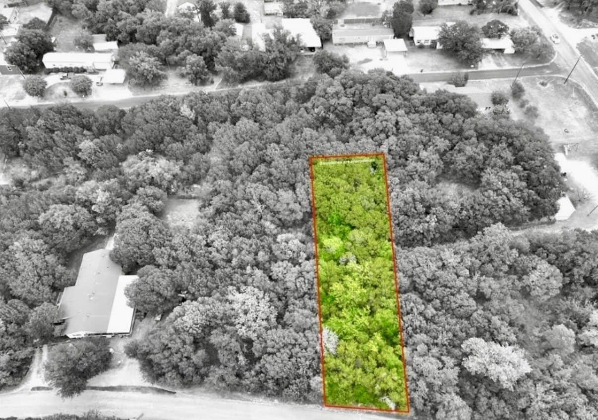 0.29 acres in Hood County - photo 6