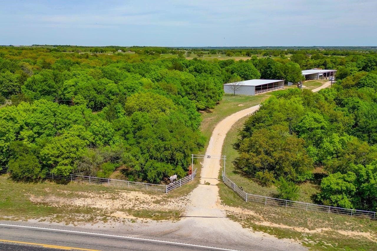 222.38 acres in Out of Area County gallery image 3