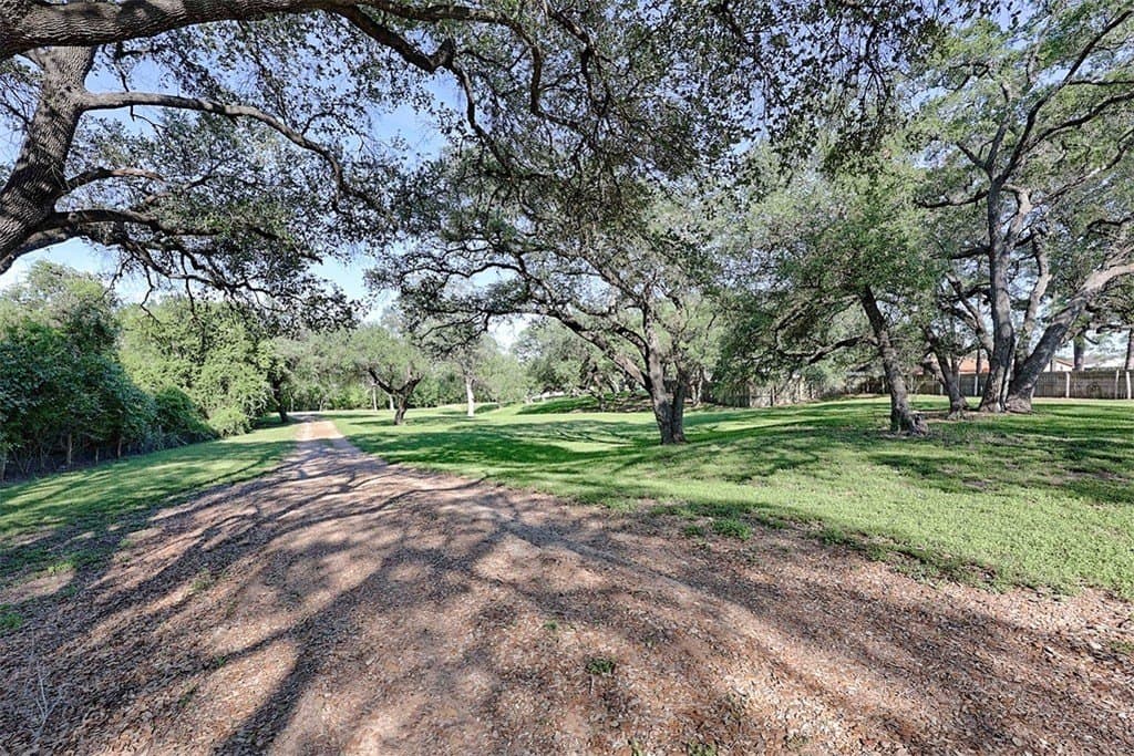 3.85 acres in Fayette County - photo 4