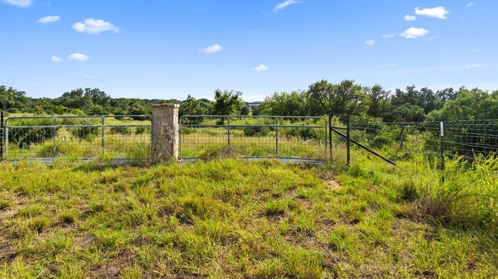 5 acres in Blanco County - photo 16
