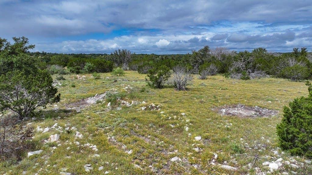 65 acres in Kimble County - photo 9
