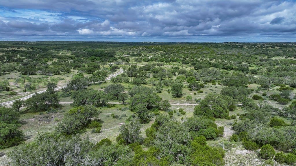 65 acres in Kimble County - photo 4