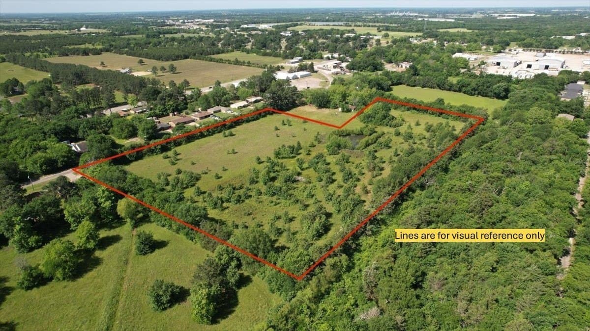 10.84 acres in Lamar County featured view