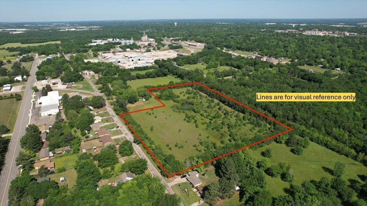 10.84 acres in Lamar County gallery image 4