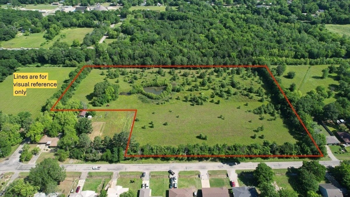 10.84 acres in Lamar County gallery image 2