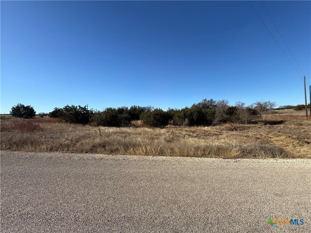 6.9 acres in Burnet County gallery image 2