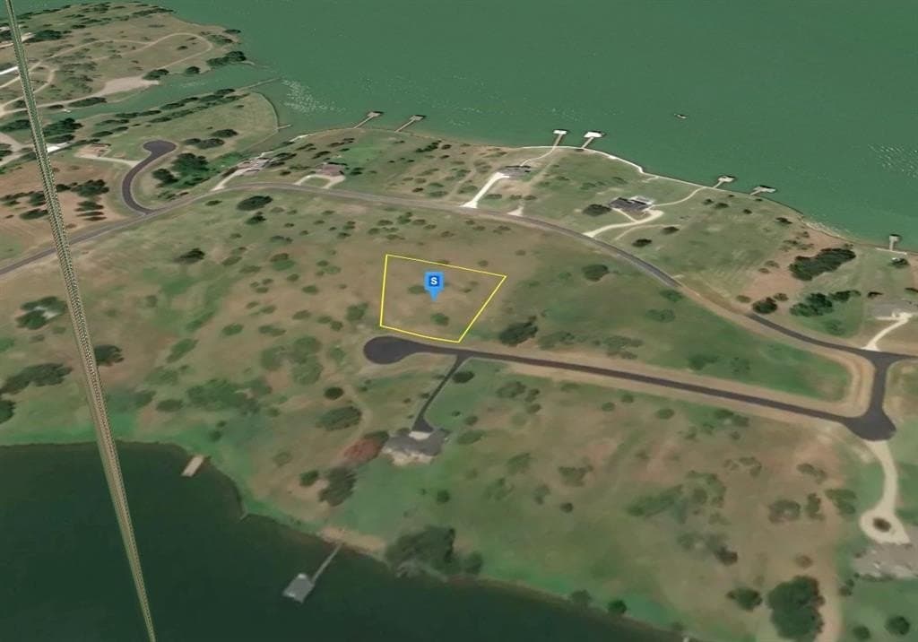 1.06 acres in Navarro County gallery image 3