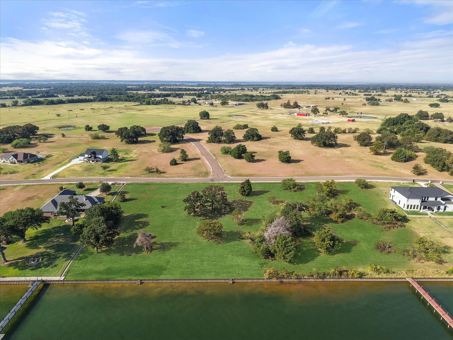 0.75 acres in Navarro County - photo 9