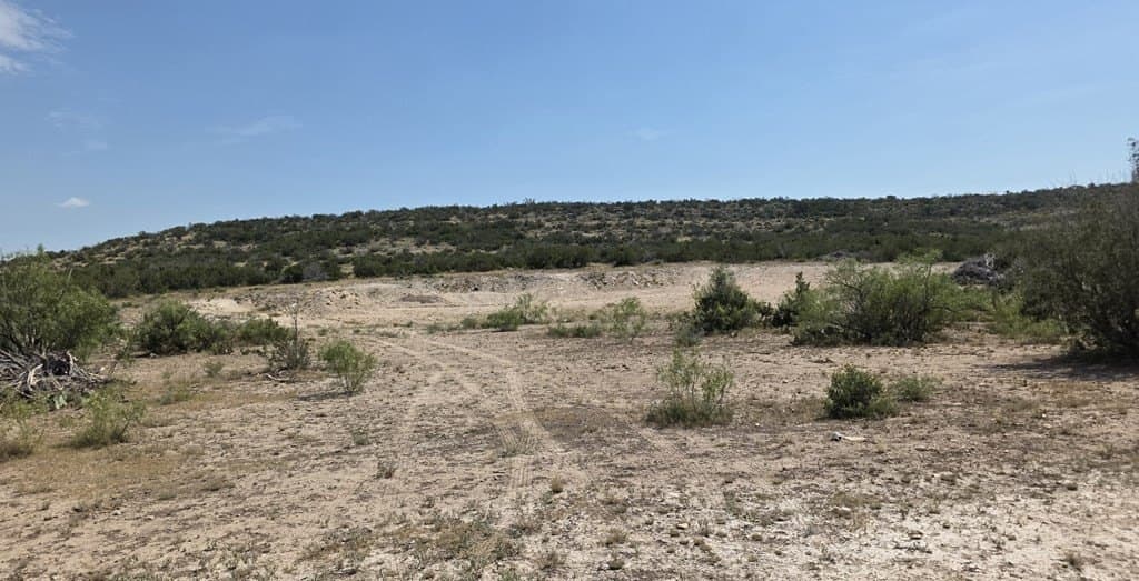 327.44 acres in Val Verde County featured view