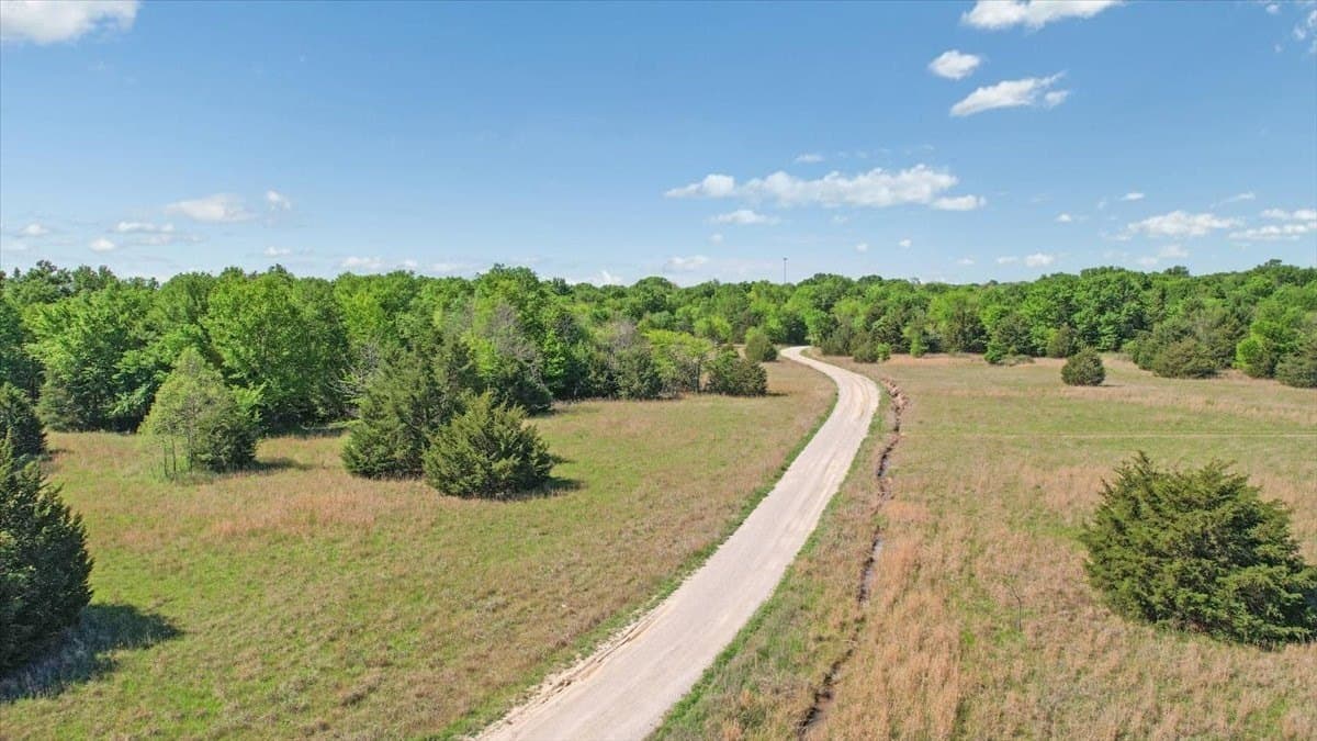 68.52 acres in Hunt County - photo 30