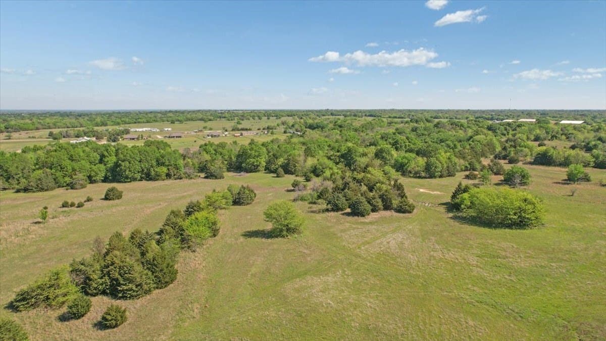 68.52 acres in Hunt County - photo 32