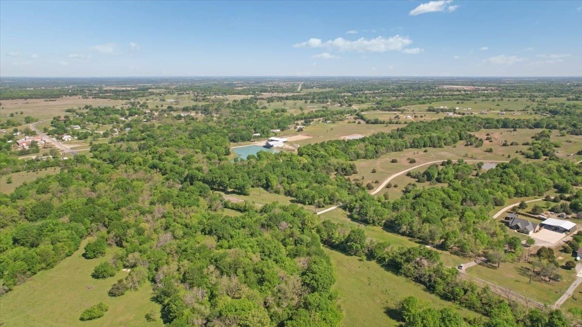 68.52 acres in Hunt County - photo 33