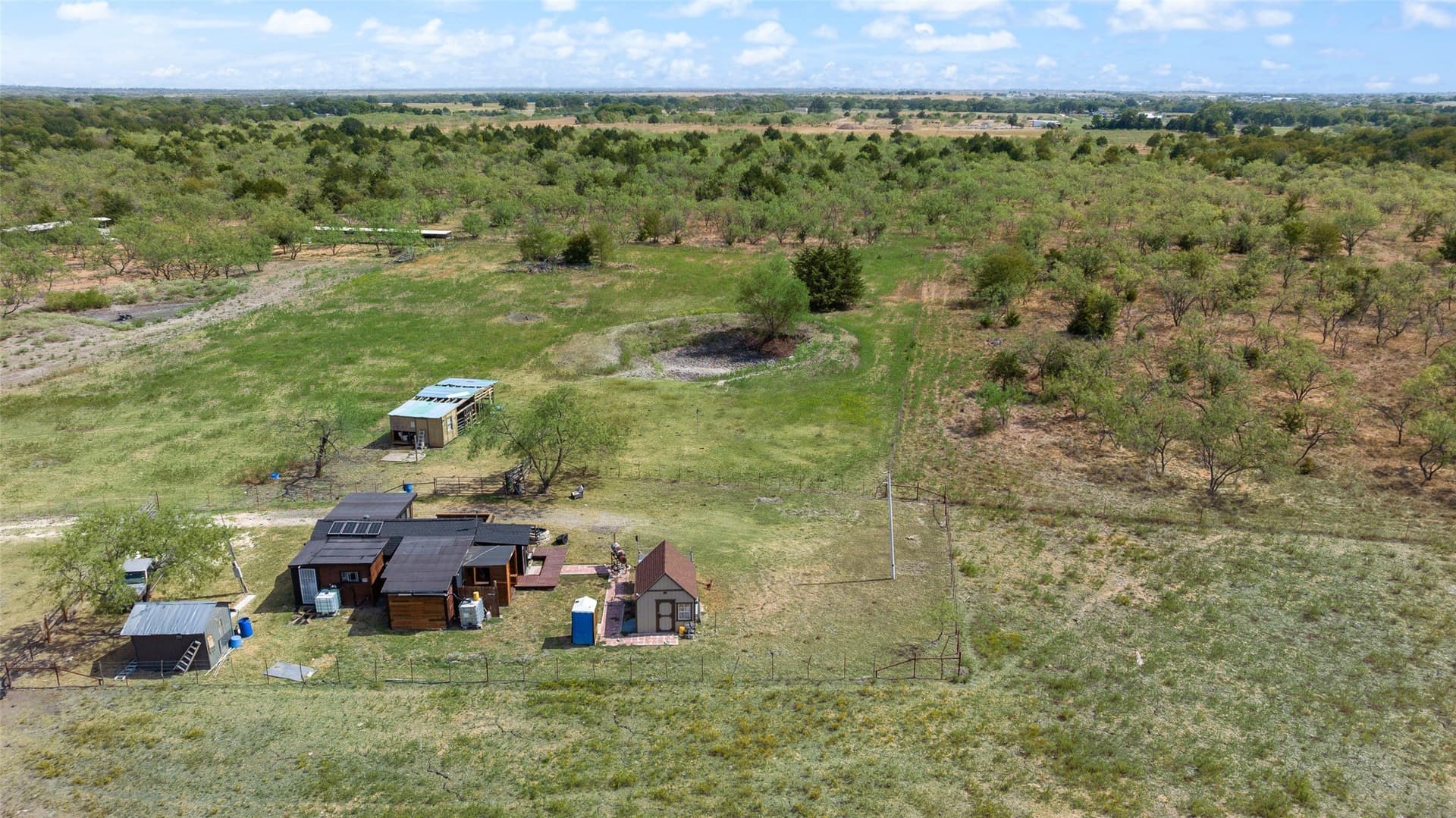 33.65 acres in Navarro County - photo 10