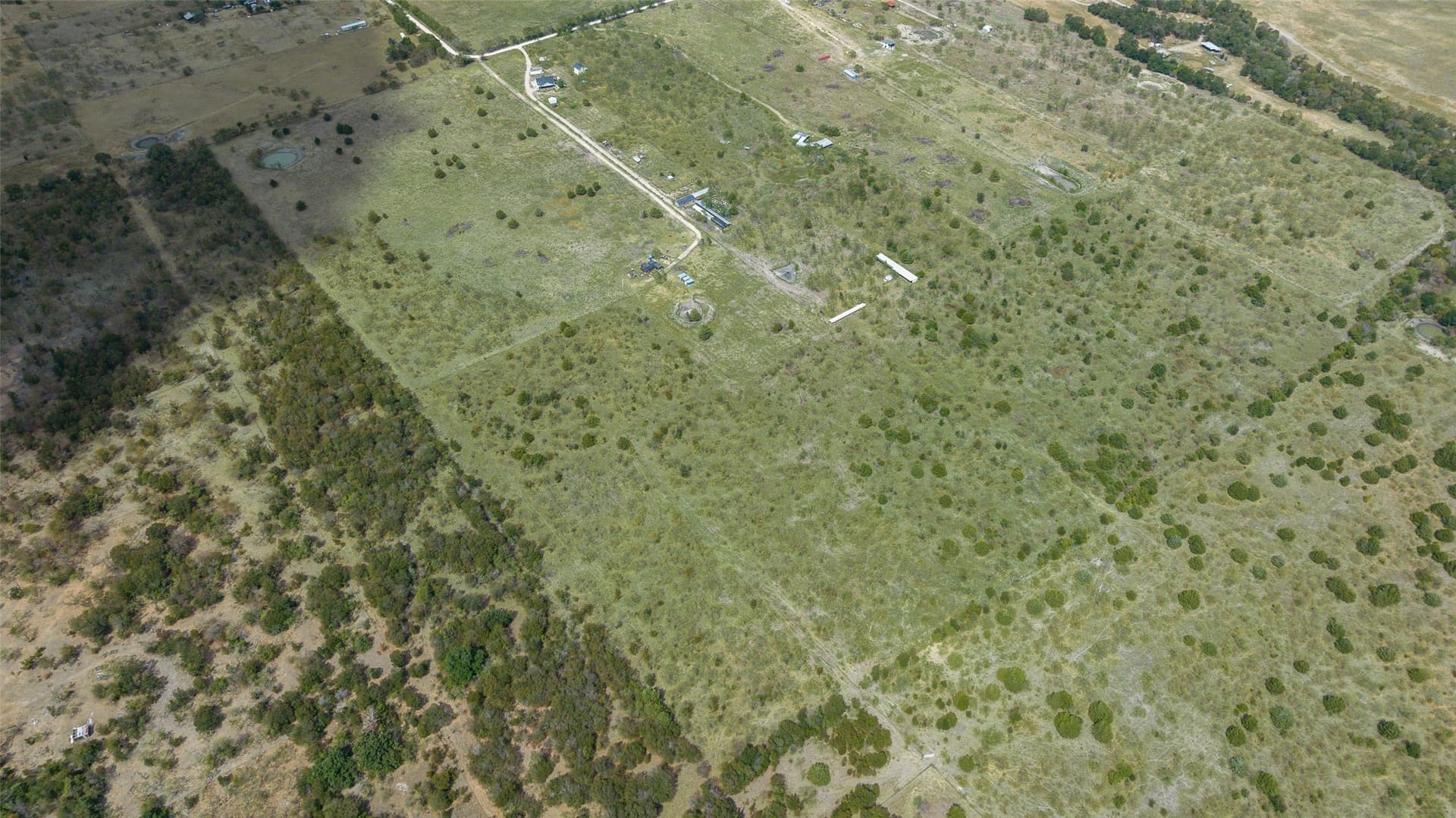 33.65 acres in Navarro County - photo 4