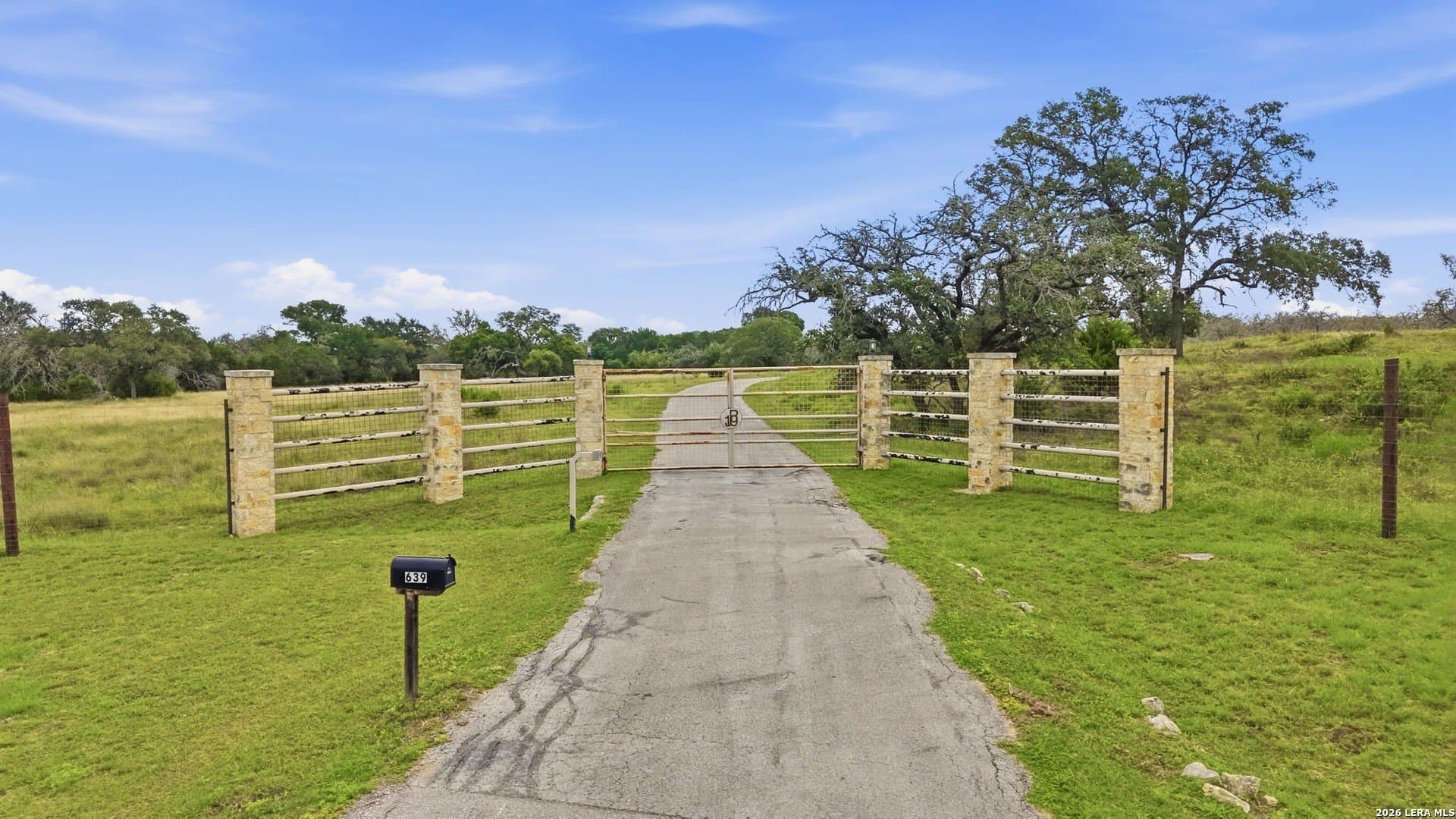 15 acres in Kendall County gallery image 2