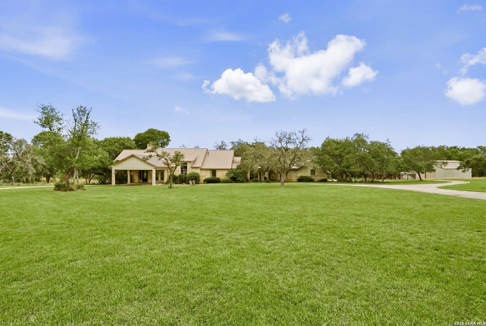 15 acres in Kendall County