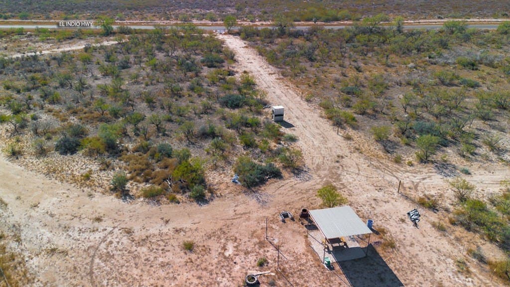 2.7 acres in Maverick County - photo 12