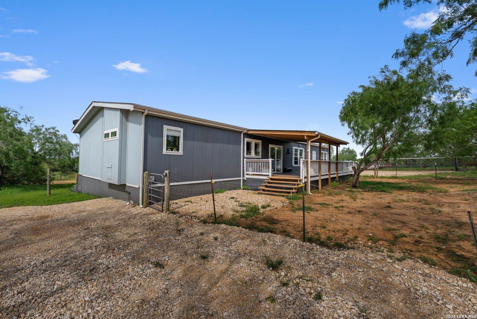 11 acres in Guadalupe County featured view