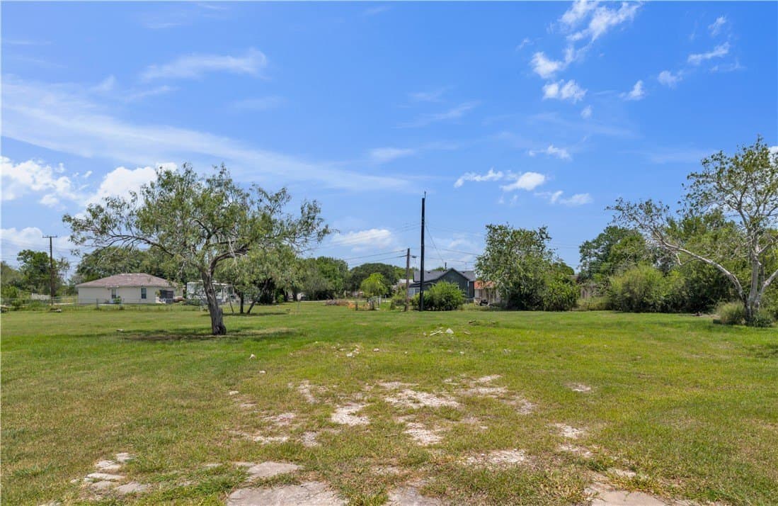 0.46 acres in San Patricio County - photo 4