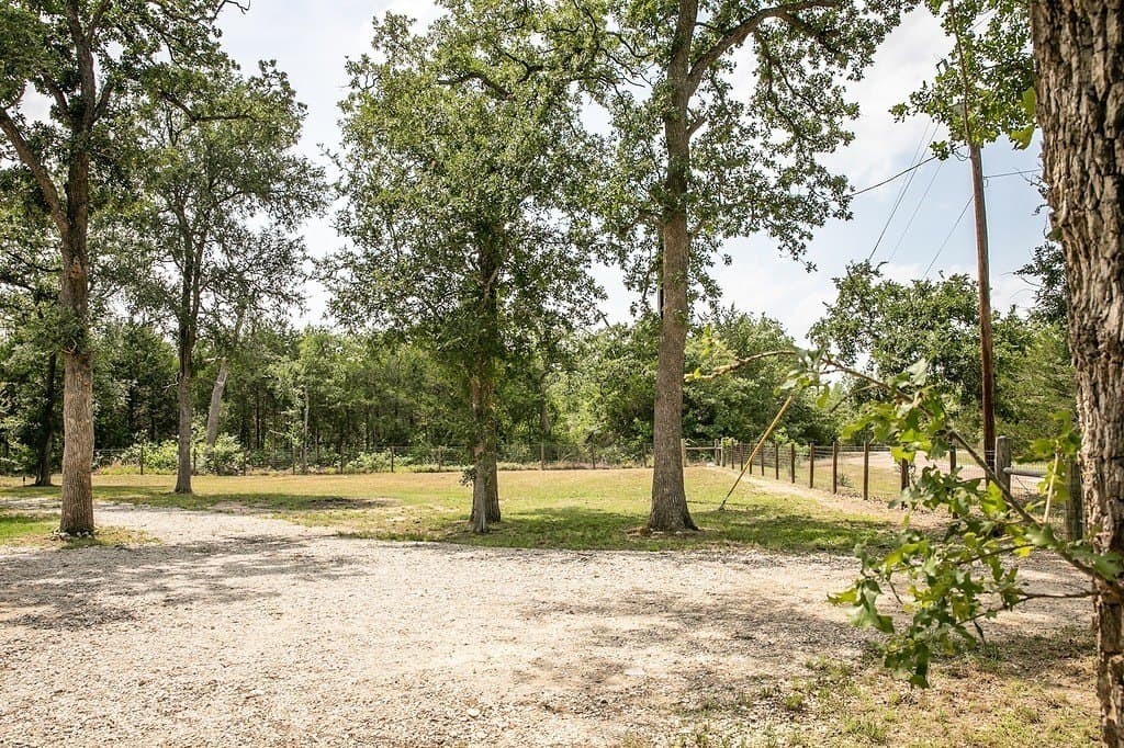 0.58 acres in Burleson County - photo 20