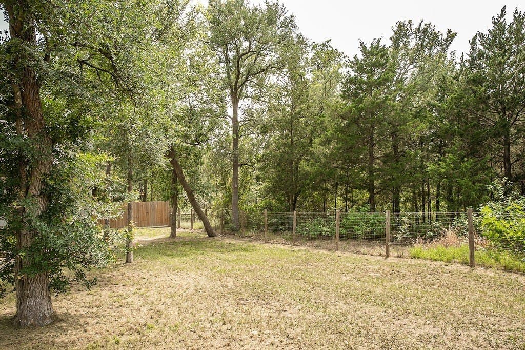 0.58 acres in Burleson County - photo 24