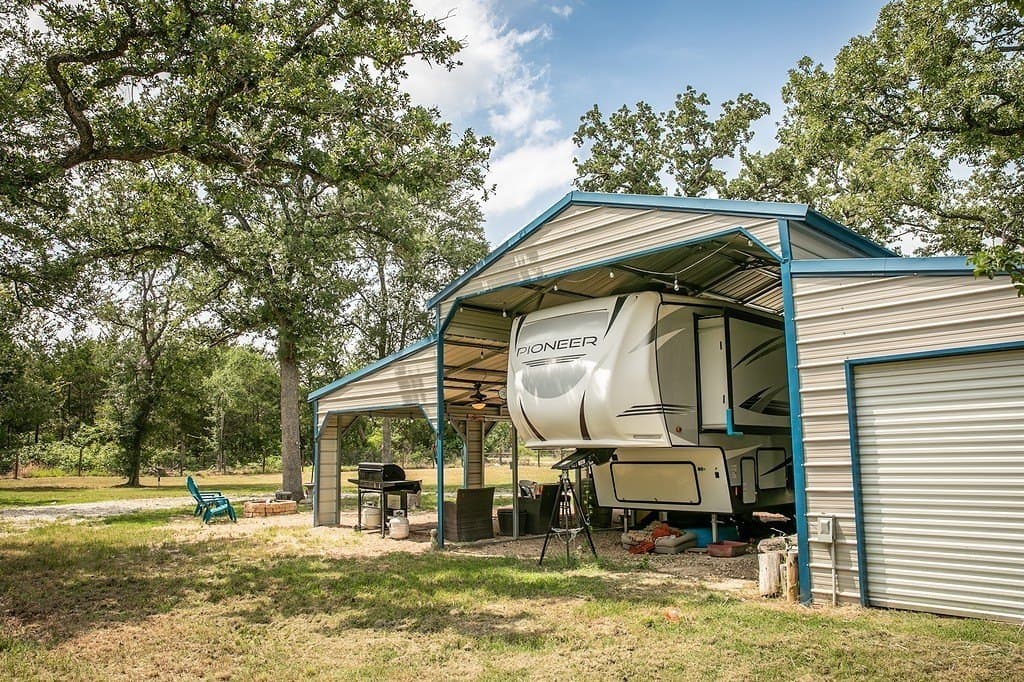 0.58 acres in Burleson County - photo 10