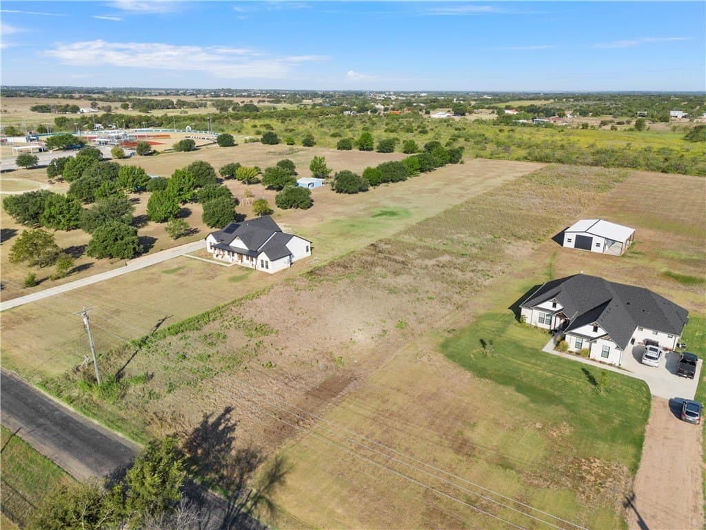2.28 acres in McLennan County - photo 5